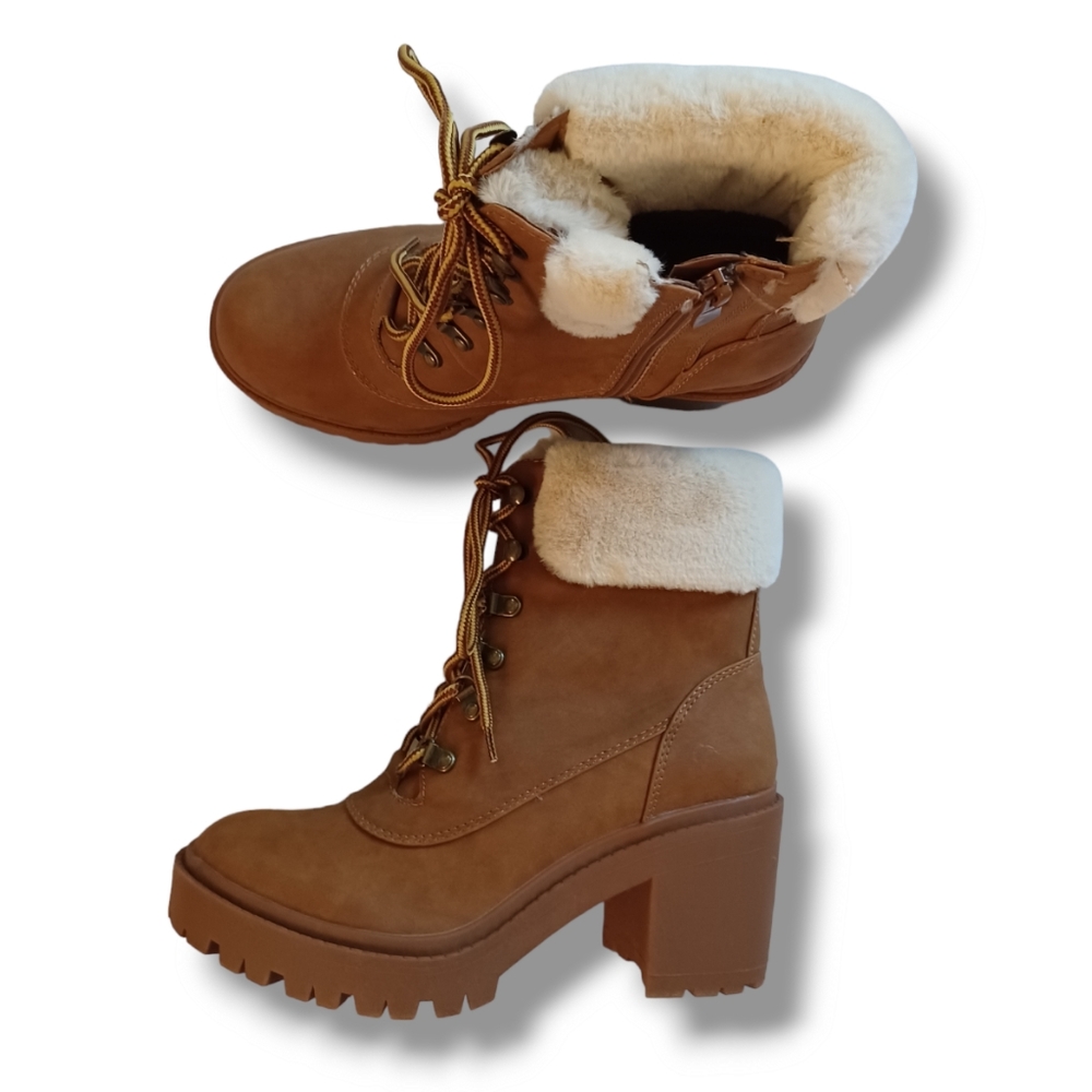 Torrid Shoes Fur Hiker Bootie Cognac Brown Lug Sole Block Heel Zip Size 9.5WW